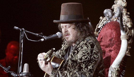 Zpvák Zucchero na koncert v Berlín (2011)