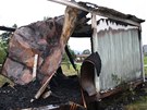 Po��rem zni�en� unimobu�ka ve Star� Ole�ce na D���nsku, v n� hasi�i nalezli...