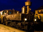 Lokomotiva "Kafemlejnek" při jízdách historického vlaku během Bezdružického