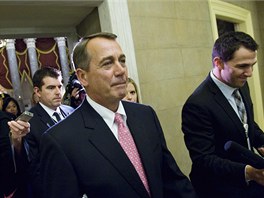John Boehner se vrac do sv kancele po hlasovn Snmovny reprezentant o