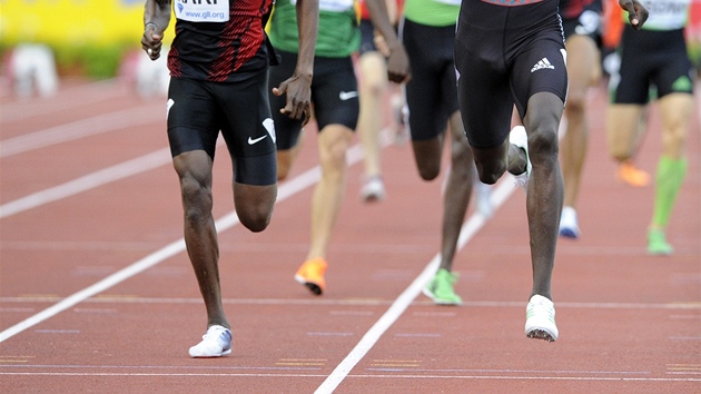 svtový rekordman David Rudisha z Keni ovládl na mítinku Diamantové ligy v