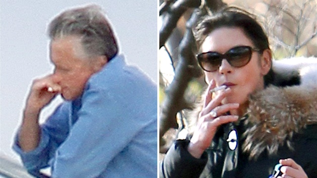 Michael Douglas a jeho ena Catherine Zeta-Jonesová poád holdují kouení