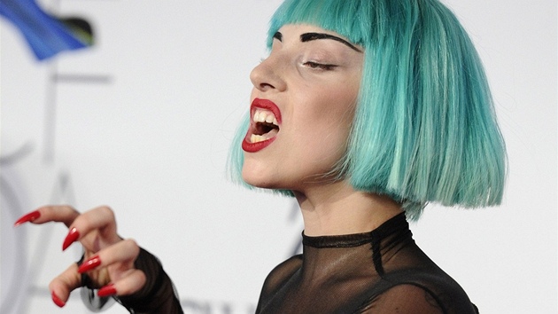 Lady Gaga - Pedávání cen Nejvyí rady amerických módních návrhá