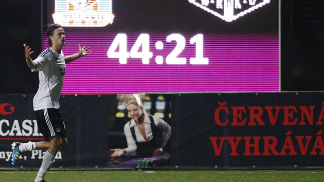 Milan Petrela se gólem podílel na postupu Plzn. Ilustraní snímek