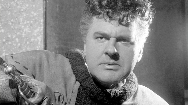 Jií Joran na archivním snímku z roku 1973 v roli hrabte Ceprana ve Verdiho