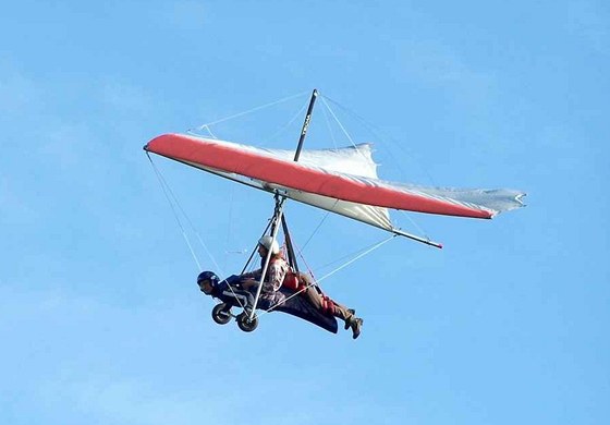 Let na rogale, pasaér a pilot jako ptáci