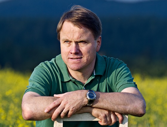 Bývalý ministr ivotního prostedí Martin Bursík opoutí Stranu zelených.