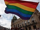 Úastníci pochodu v rámci akce Prague Pride v ulicích Prahy