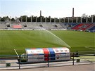 Stadion Viktorie Plze ve truncovch sadech prochz rekonstrukc.