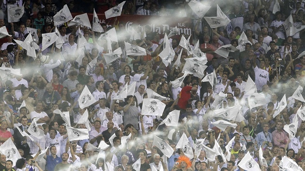 BL KOTEL. Fanouci Realu Madrid ped utknm panlskho superpohru proti Barcelon.