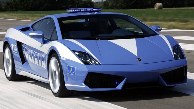 Lamborghini Gallardo ve slubách italské dálniní policie