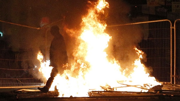 Nepokoje v Liverpoolu (9. srpna 2011)