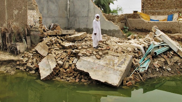 Pi povodních v roce 2010 pily o domov desetitisíce Pakistánc