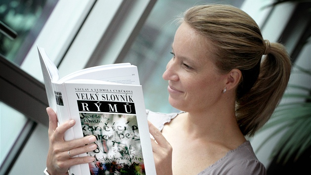 Kniha Velký slovník rým�