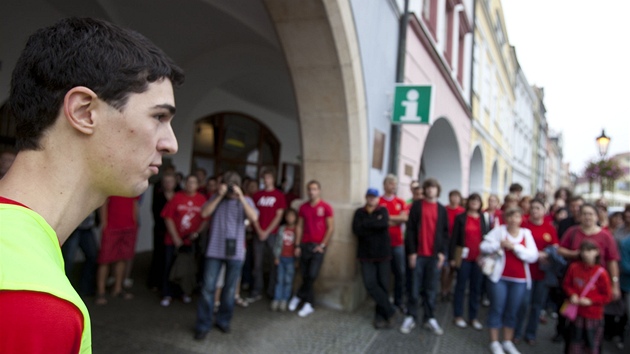 Demonstrace za odvolání editelky Gymnázia Josefa Jungmanna Evy Bulasové