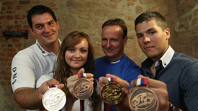 Sms půjčka acm photo 7