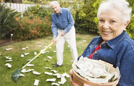 Peníze naspoené v penzijním fondu mete pouít na cokoliv. Ilustraní snímek