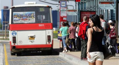 Intervaly se prodlouí také u nkterých autobusových linek. Ilustraní foto.