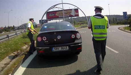 Policistm u rychlé passaty nestaí, objednali si dalích dvacet speciál.