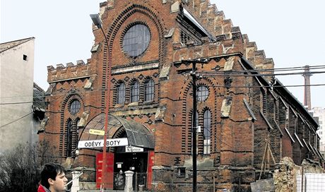 Trnice u Matesa v synagoze ve Velkém Meziíí.