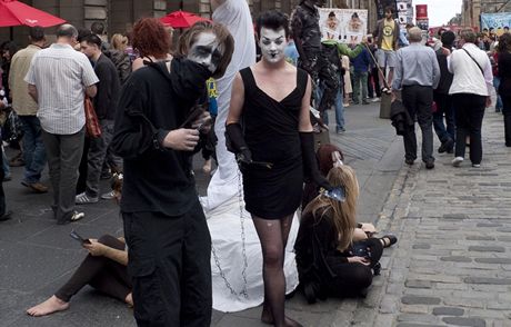 Fringe Edinburgh 2011 - umlci na High Street