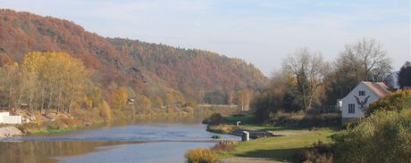 Do národního parku by mla patit i ást obce Nibor, pod ní protéká eka Berounka.