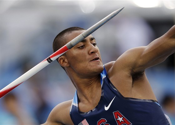 Ashton Eaton pi svém pokusu v otpaském sektoru