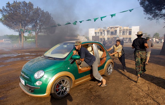 Kaddáfího unikátní Fiat 500