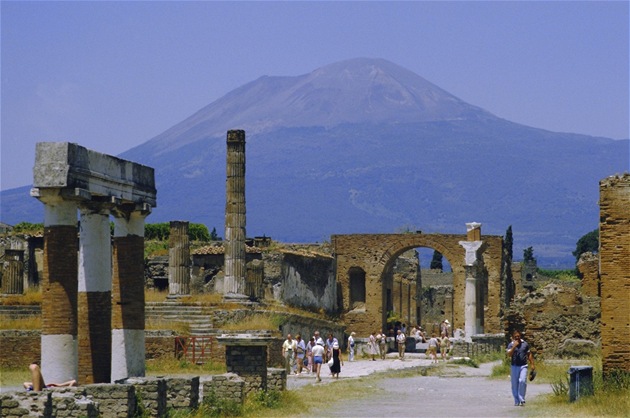 Zkáza Pompejí po výbuchu sopky nastala později, než se tvrdilo, říkají vědci