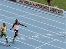 V CÍLI. Oscar Pistorius ve finii rozbhu na 400 metr.