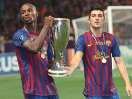 DEJ MI HO TAKY. Barcelonsk obrnce Abidal svr pohr pro vtze Superpohru,