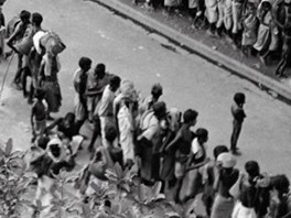 Indie, 1943 - 2,1 a 3 miliony obt hladomoru v Benglsku na severovchod zem