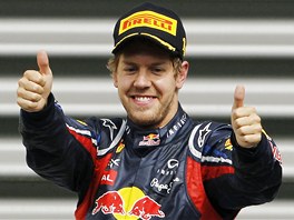 JEDNIKA. Sebastian Vettel se raduje z triumfu ve Velk cen Belgie.