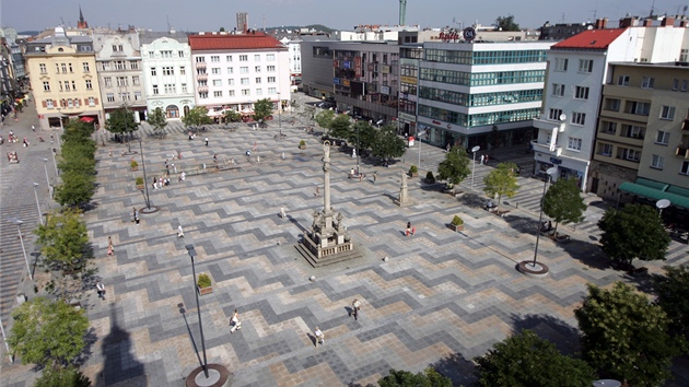 Pi pohledu z ve staré radnice vypadá Masarykovo námstí v Ostrav takka