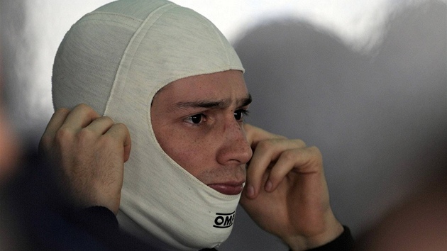 SENNA JE ZPT. Bruno Senna ped tréninkem Velké ceny Bahrajnu