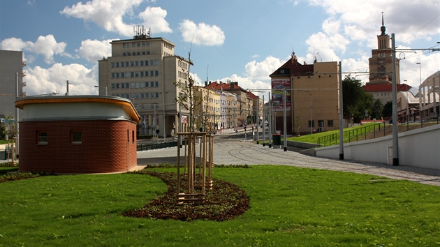 Rekonstruovaná tramvajová tra z Vítzného námstí do Podbaby