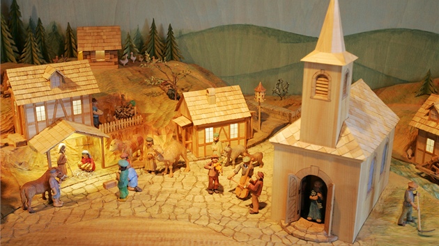K vidění je i obří model betléma z Medvědího mlýna, jehož originál je vystaven