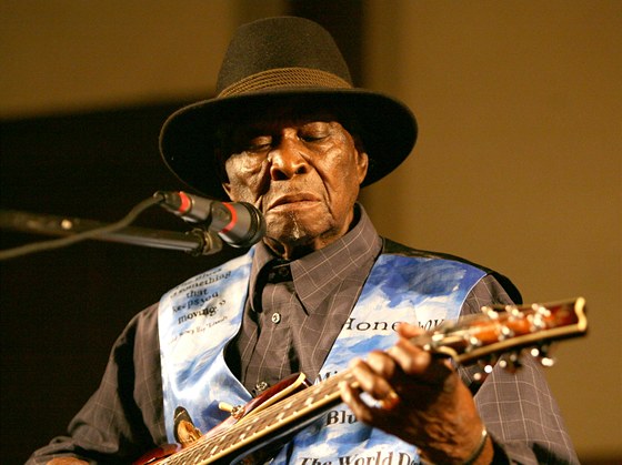 David Honeyboy Edwards