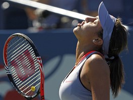 OJ! Americk tenistka Madison Keysov udlala chybu. Jinak vak v zpase