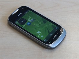 Nokia 701