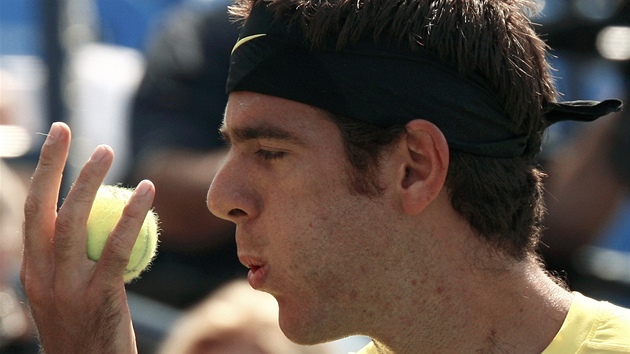 JUANE, FOUKNI! Juan Martín del Potro sta�il b�hem zápasu prvního kola na US