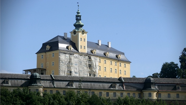 Zámek ve Fulneku na Novoji�ínsku se rychle m�ní v honosné sídlo.