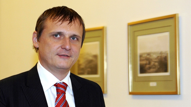 Vít Bárta z Vcí veejných pichází na schzku lídr koalice ve formátu K9 ve