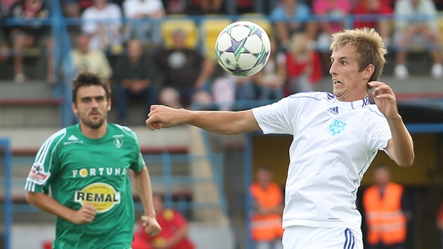 Momentka z utkání Znojmo (v bílém) - Bohemians 1905