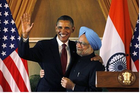 Barack Obama a indický premiér Manmóhan Singh (8. listopadu 2010)