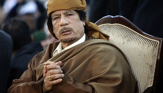 Libyjský vůdce Muammar Kaddáfí na archivním snímku 
