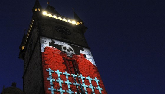 Na Staroměstský orloj se bude promítat ještě sedm následujících sobotních večerů.