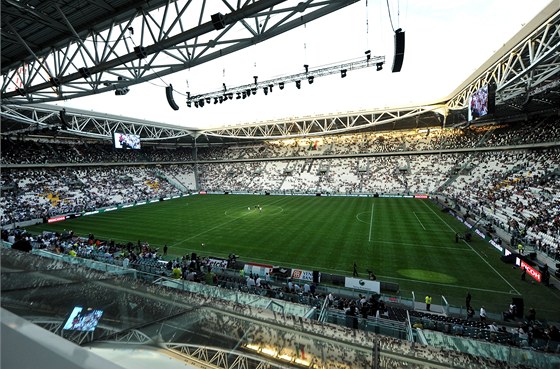 Slavnostní otevení nového stadionu fotbalového Juventusu Turín