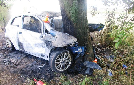 Řidič nehodu na Táborsku nepřežil. (Ilustrační snímek)