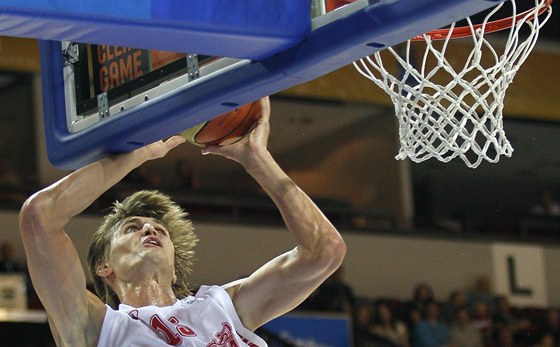 V dresu moskevského týmu nastupuje jeden z nejlepích hrá na svt - Andrej Kirilenko.